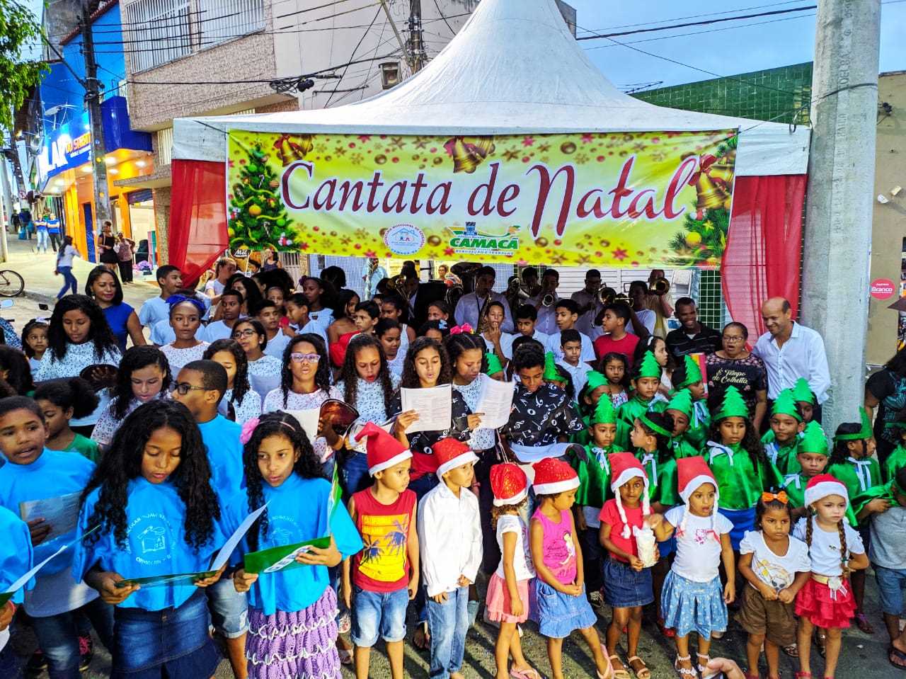 Camacã: Secretaria de Educação realiza 1ª Cantata de Natal e encanta a comunidade